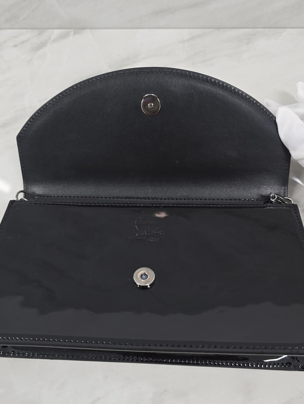 Christian Louboutin Loubi54 Patent Leather Bag - Picture 6 of 11